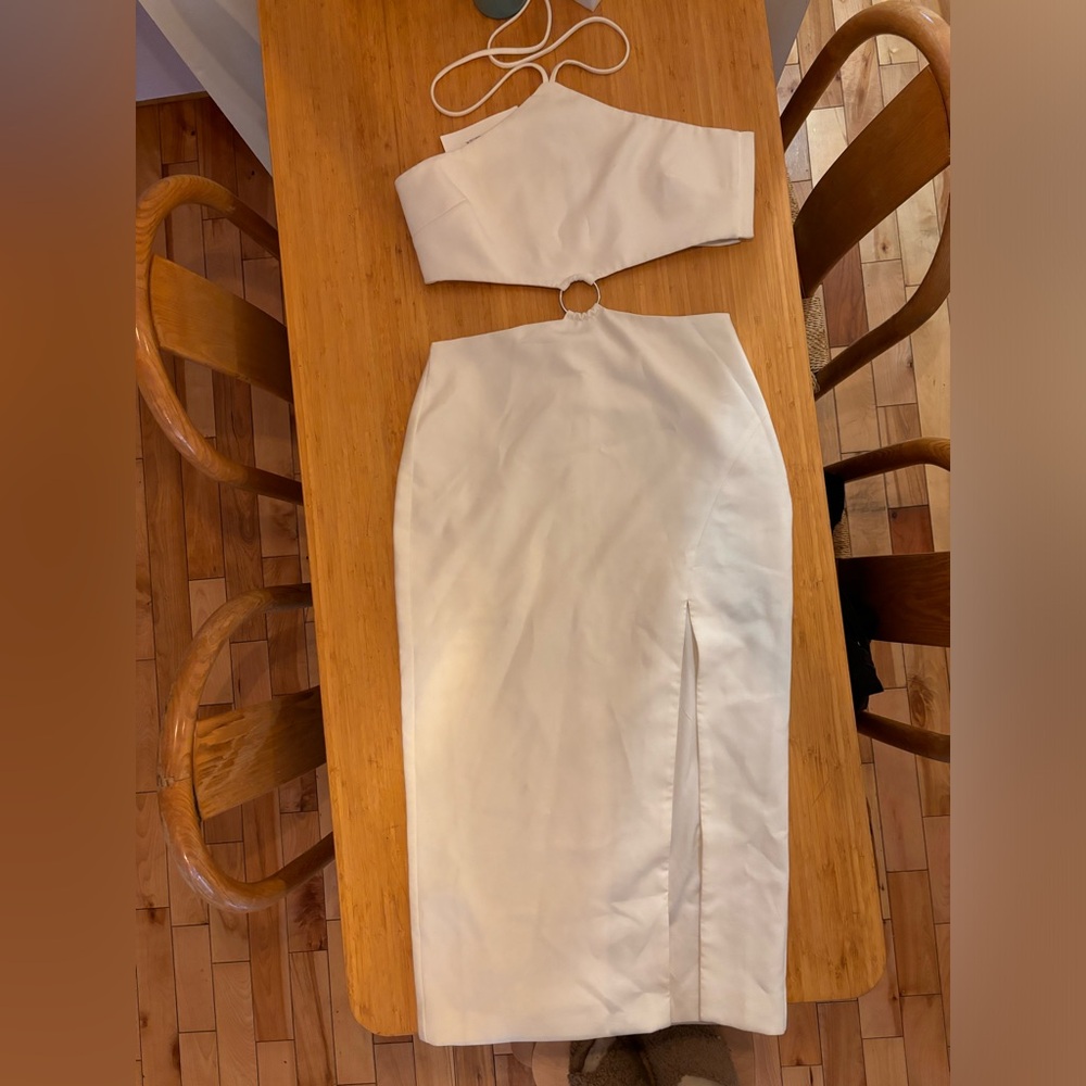 Likely white dress size 10